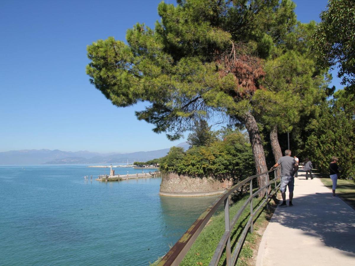 Holiday Home Bella Italia-7 By Interhome 佩斯基耶拉德加达 外观 照片